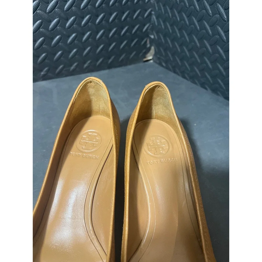 Tory Burch Sally Wedge Womens 6.5M Tan Leather Peep Toe Logo Shoes